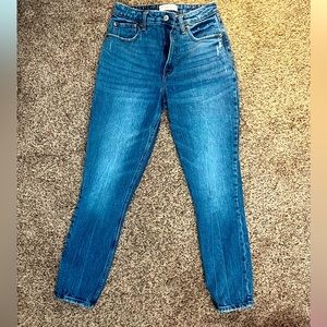 Abercrombie Jeans “the skinny high rise” curve love size 26/2
